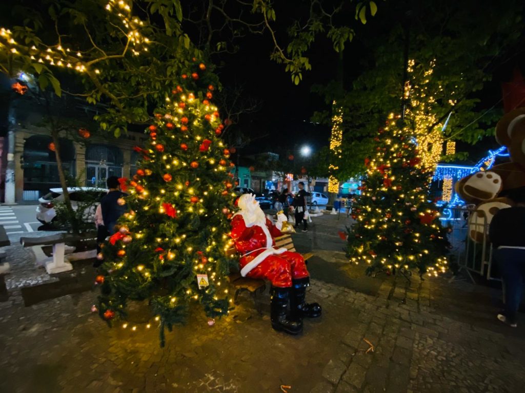 Natal Iluminado Itapecerica da Serra