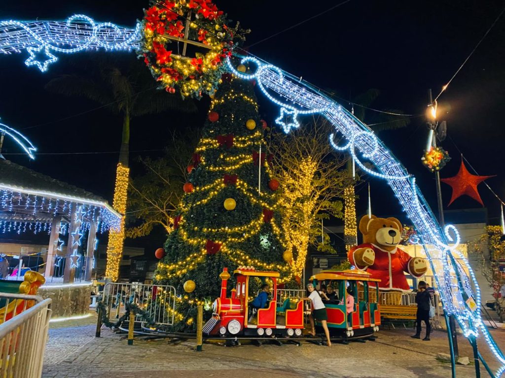 Natal Iluminado Itapecerica da Serra