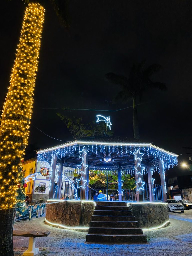 Natal Iluminado Itapecerica da Serra